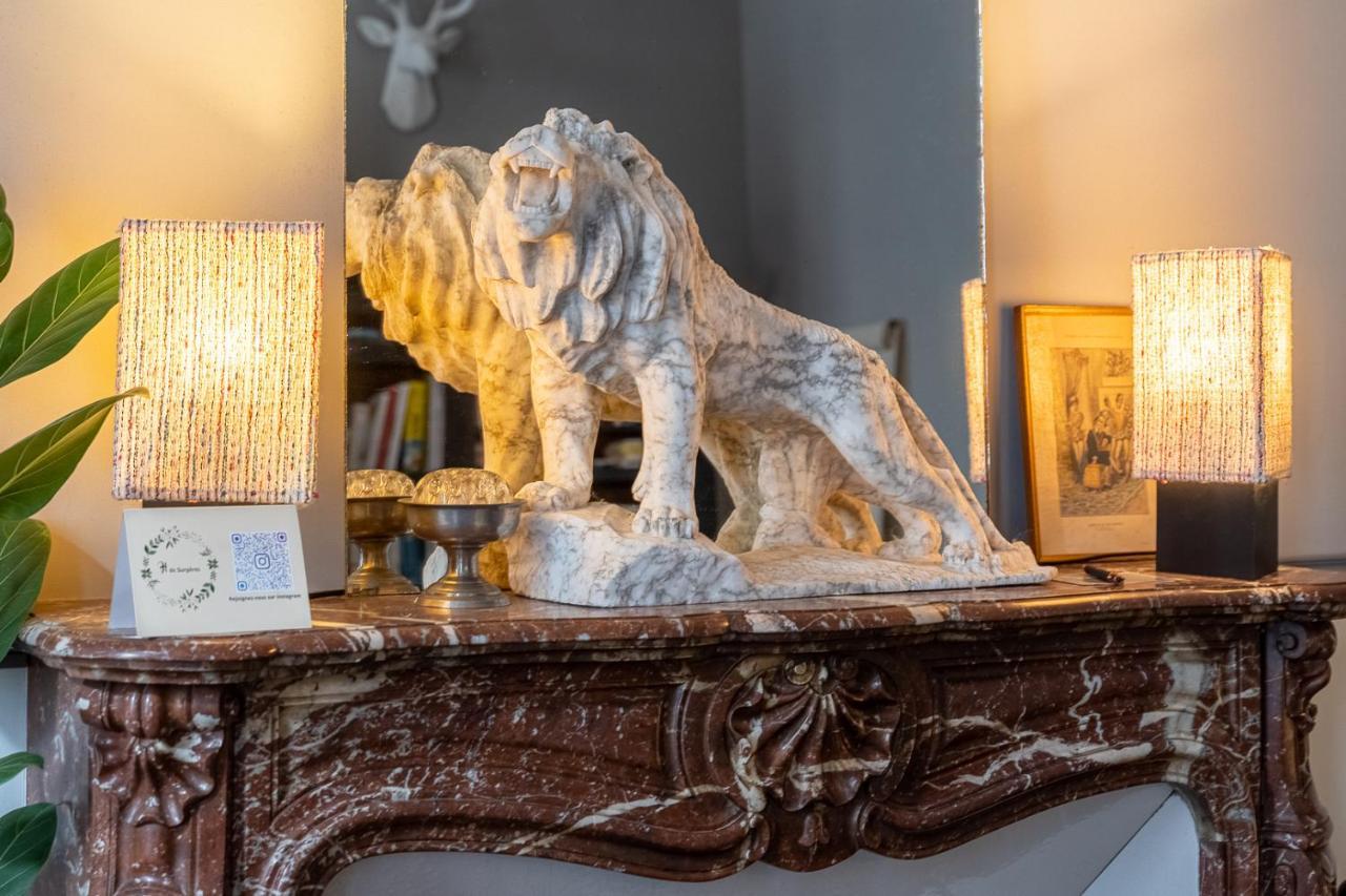 H De Surgeres Bed & Breakfast ภายนอก รูปภาพ